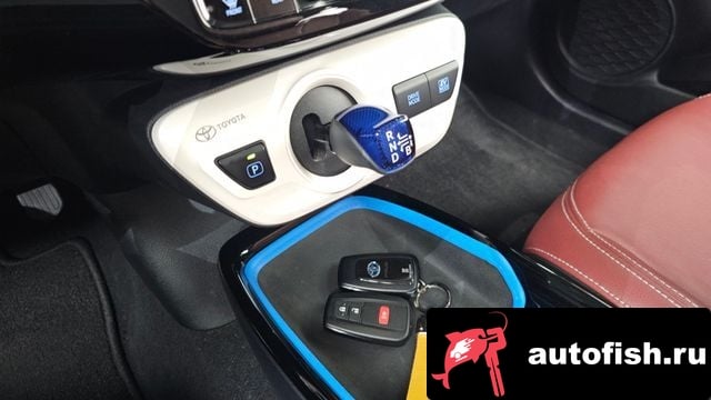 Toyota Prius Prius 4th Generation 2018 года - вид 9