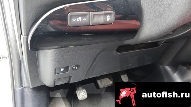 Toyota Prius Prius 4th Generation 2018 года - вид 19