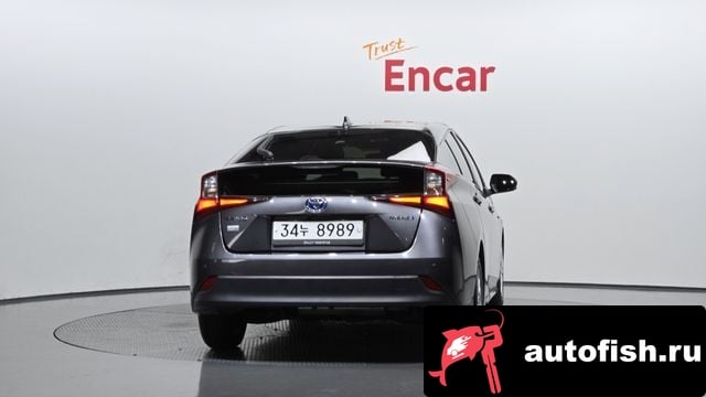 Toyota Prius Prius 4th Generation 2019 года - вид 4