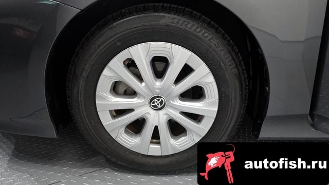 Toyota Prius Prius 4th Generation 2019 года - вид 5