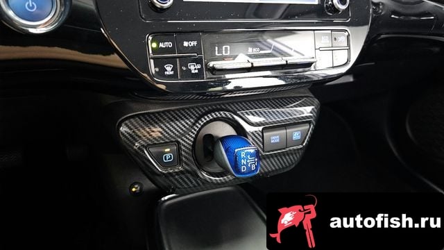 Toyota Prius Prius 4th Generation 2019 года - вид 9