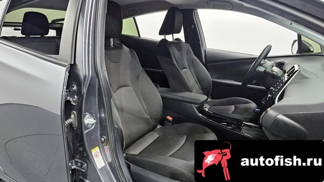 Toyota Prius Prius 4th Generation 2019 года - вид 10