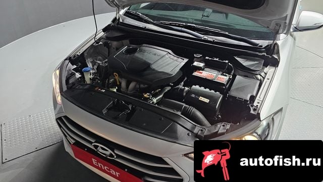 Hyundai AVANTE Avante AD 2017 года - вид 6