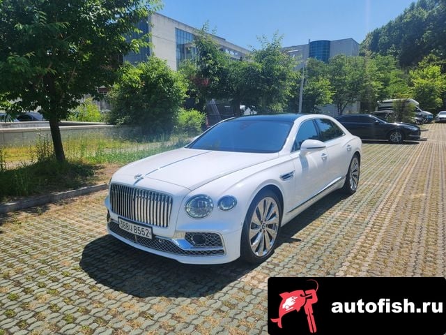 Bentley Flying Spur Flying Spur 3rd Generation 2021 года - вид 1