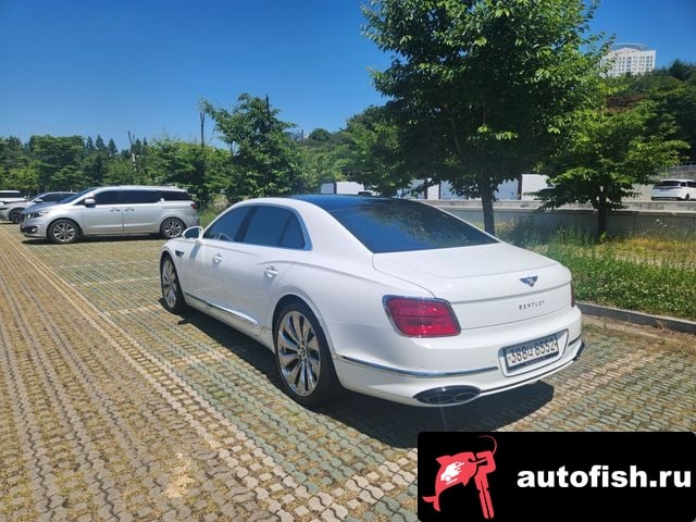 Bentley Flying Spur Flying Spur 3rd Generation 2021 года - вид 4