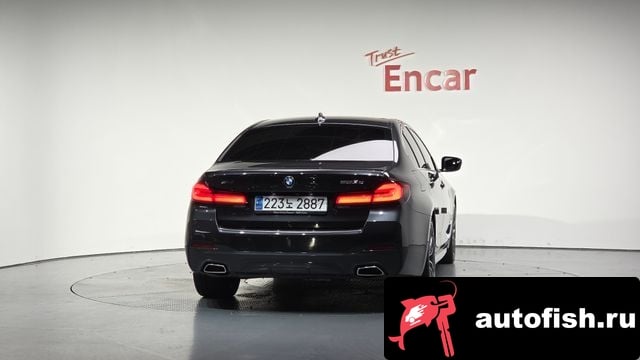 BMW 5-Series 5 Series (G30) 2023 года - вид 3