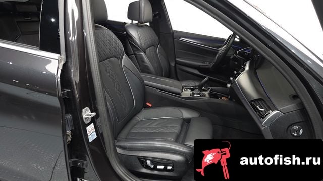 BMW 5-Series 5 Series (G30) 2023 года - вид 9