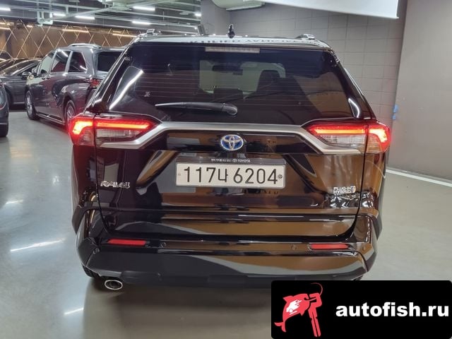 Toyota RAV4 RAV4 5th Generation 2024 года - похожие автомобили
