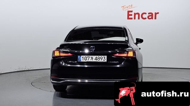 Lexus ES ES300h 7th generation 2020 года - вид 4