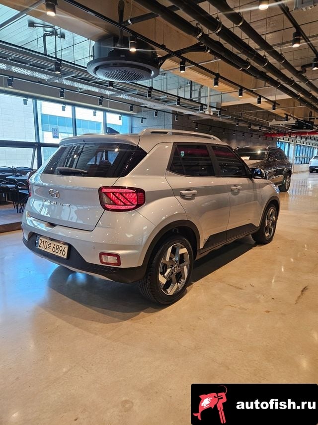 Hyundai Venue Venue 2021 года - вид 6