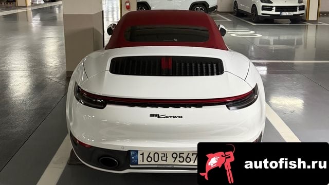 Porsche 911 911 (992) 2020 года - вид 2