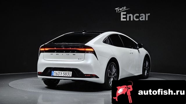 Toyota Prius Prius 5th Generation 2024 года - вид 2