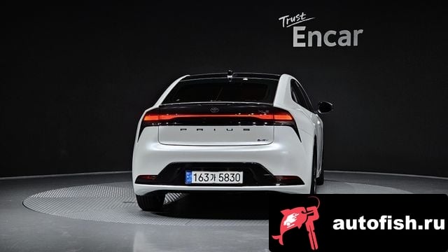 Toyota Prius Prius 5th Generation 2024 года - похожие автомобили