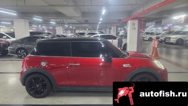 Mini Cooper Cooper S 2018 года - вид 3