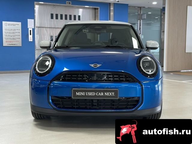 Mini Cooper Cooper C 4th generation 2024 года - вид 3