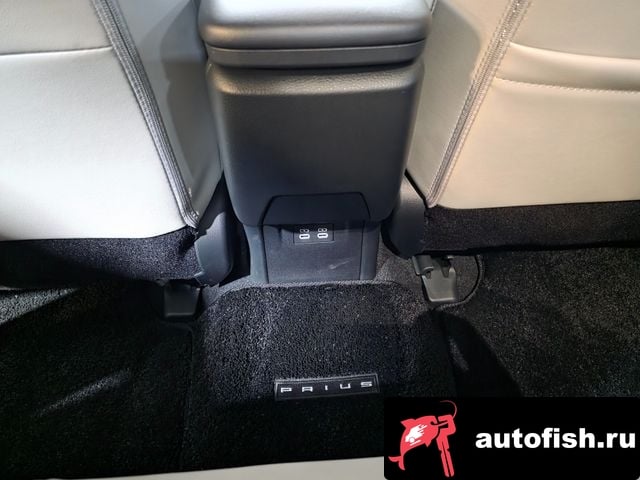 Toyota Prius Prius 5th Generation 2023 года - вид 18