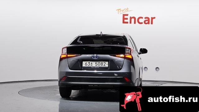 Toyota Prius Prius 4th Generation 2019 года - вид 4