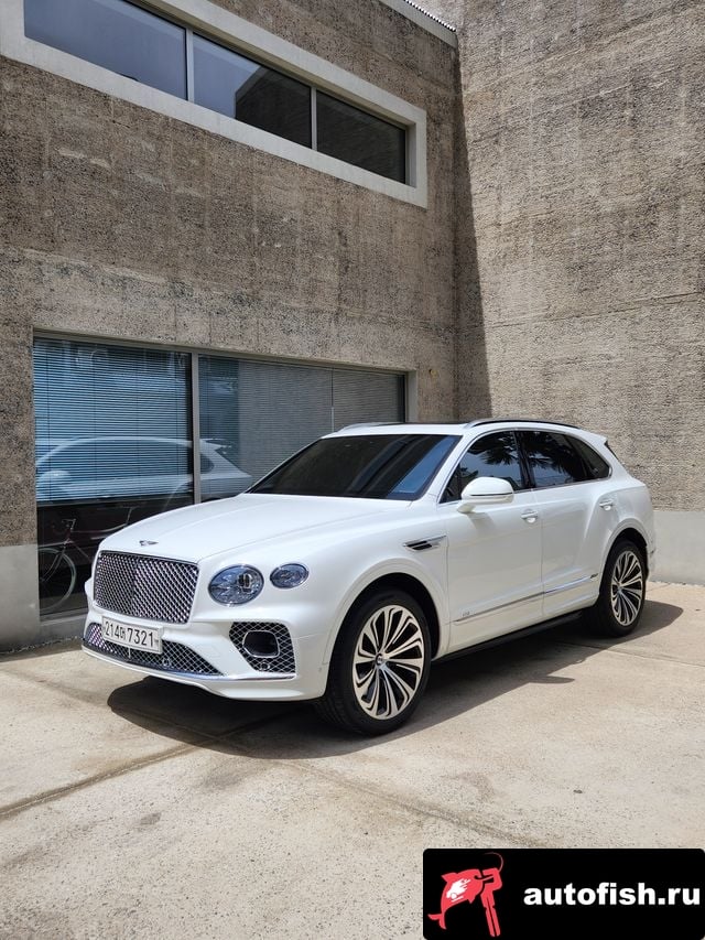 Bentley Bentayga Benteiga 2021 года - вид 1