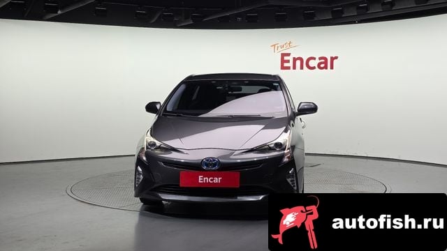 Toyota Prius Prius 4th Generation 2018 года - вид 3