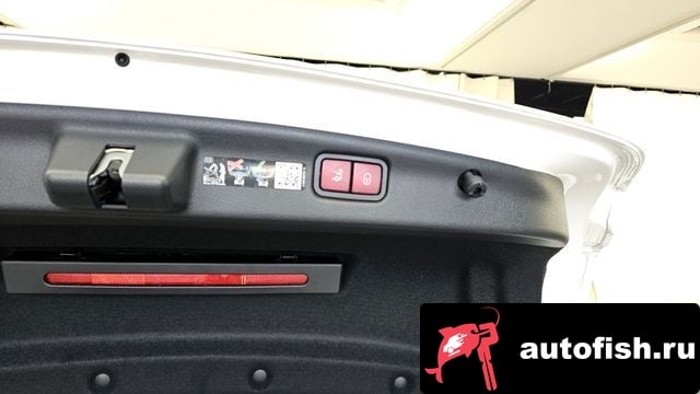 Mercedes-Benz C-Class C-Class W206 2025 года - похожие автомобили