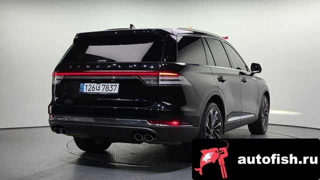 Lincoln Aviator Aviator 2nd generation 2020 года - вид 2