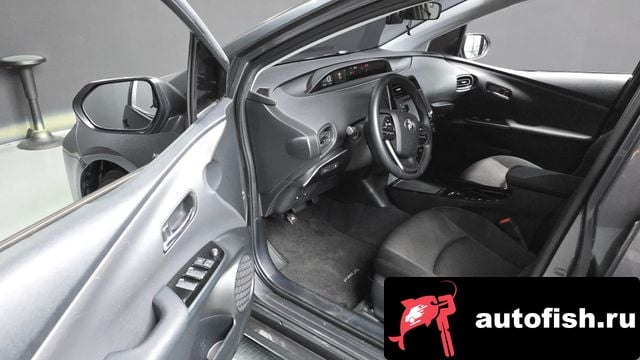 Toyota Prius Prius 4th Generation 2019 года - похожие автомобили