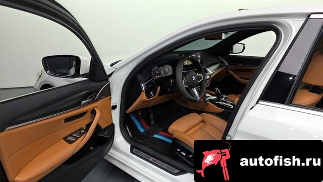 BMW 5-Series 5 Series (G30) 2023 года - вид 10