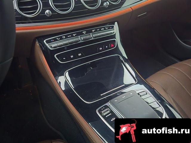 Mercedes-Benz E-Class E-Class W213 2023 года - похожие автомобили