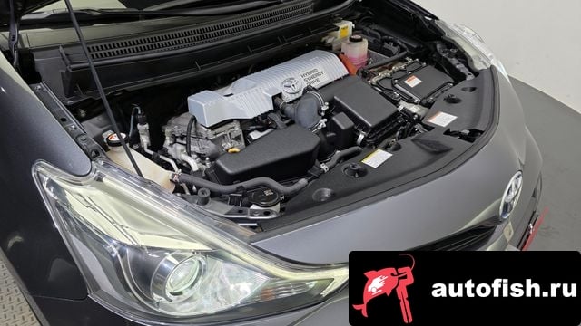 Toyota Prius Prius V 2017 года - вид 6