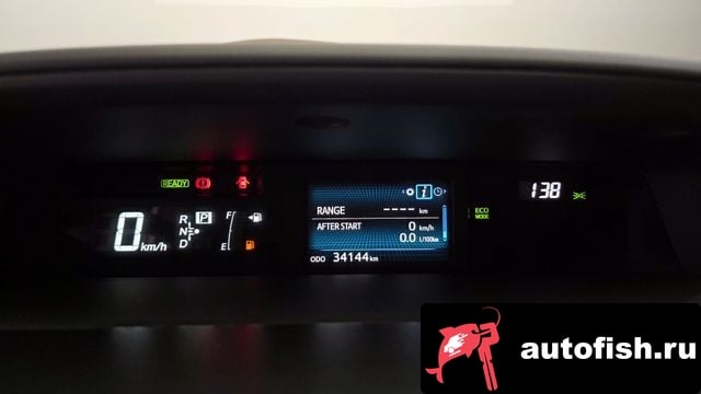 Toyota Prius Prius V 2017 года - вид 8