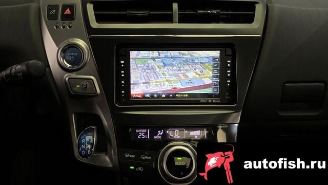 Toyota Prius Prius V 2017 года - вид 14