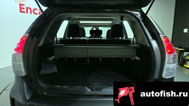 Toyota Prius Prius V 2017 года - вид 19