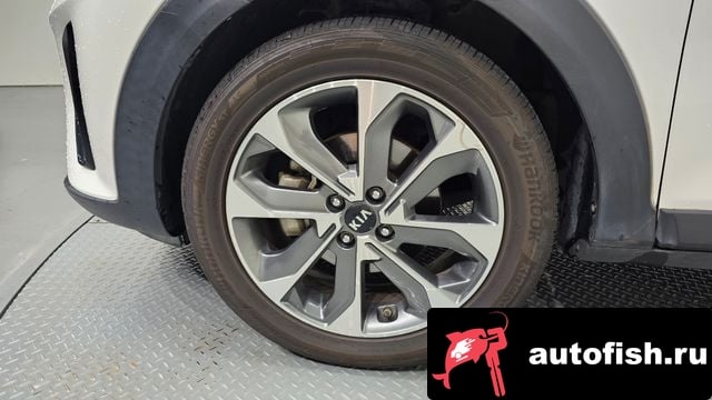 Kia Stonic Stony 2018 года - похожие автомобили