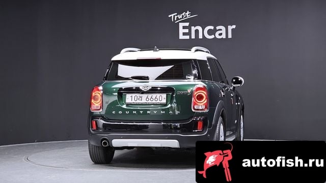 Mini Countryman Cooper D Country Man 2018 года - вид 4