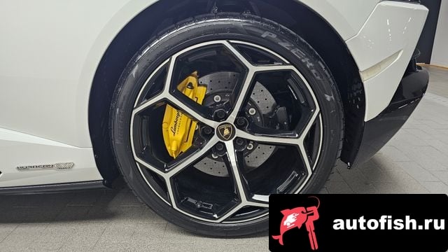 Lamborghini Huracan Urakan 2021 года - вид 5