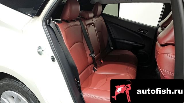 Toyota Prius Prius 4th Generation 2019 года - вид 12