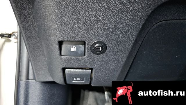 Toyota Prius Prius 4th Generation 2019 года - вид 18