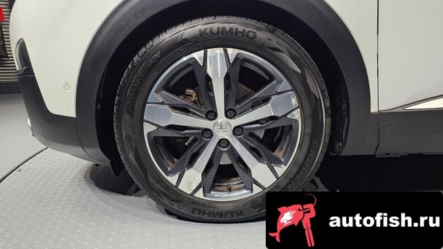 Peugeot 3008 3008 second generation 2018 года - вид 5