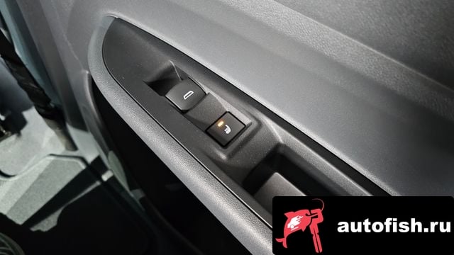 Chevrolet (GM Daewoo) Bolt EV Bolt EV 2018 года - похожие автомобили