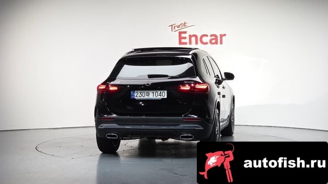 Mercedes-Benz GLA-Class GLA - Class H247 2024 года - вид 3