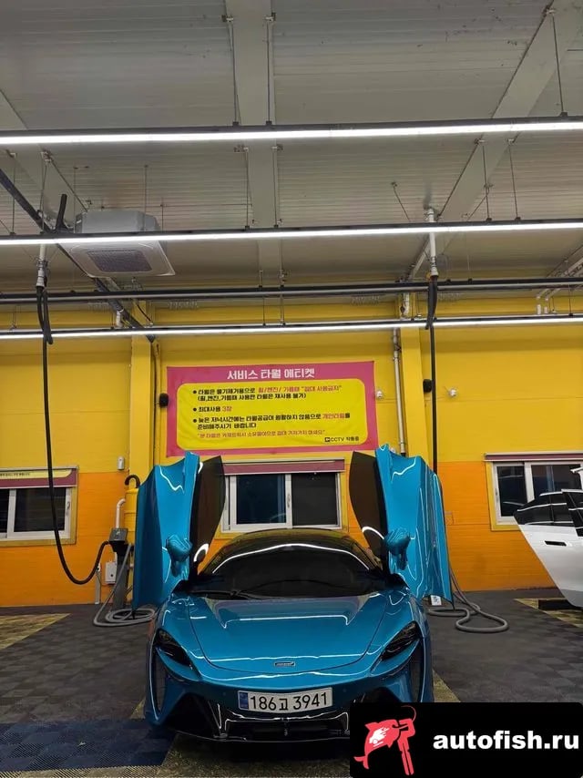 Mclaren Artura Atura 2023 года - вид 3