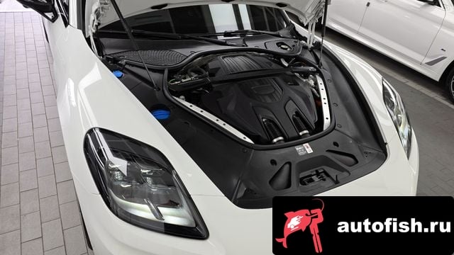 Porsche Panamera Panamera (972) 2025 года - вид 6