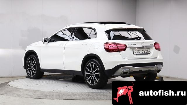 Mercedes-Benz GLA-Class GLA-Class X156 2018 года - вид 2