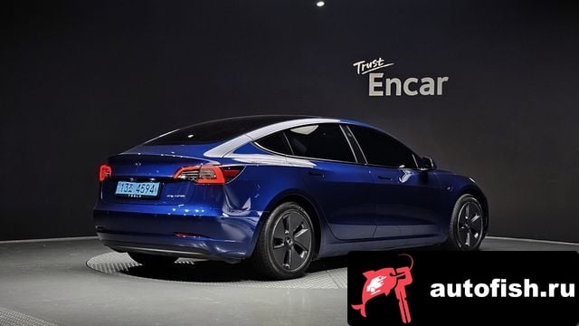 Tesla Model 3 Model 3 2022 года - похожие автомобили