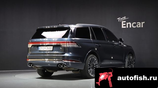 Lincoln Aviator Aviator 2nd generation 2022 года - вид 2