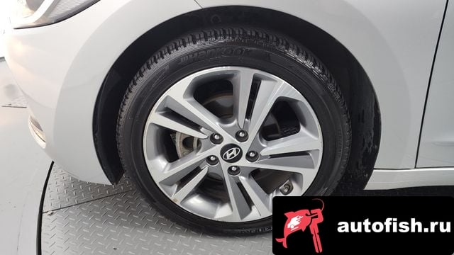 Hyundai AVANTE Avante AD 2017 года - вид 5