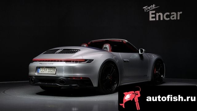 Porsche 911 911 (992) 2022 года - вид 2