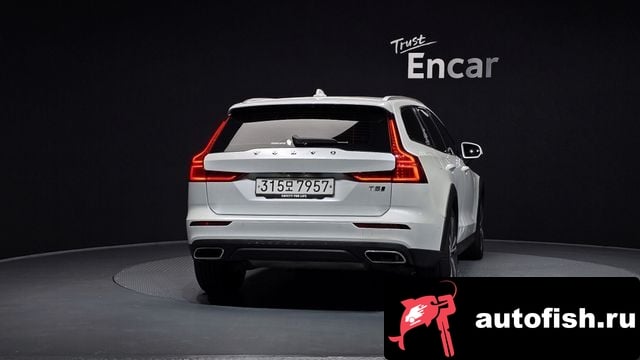 Volvo V60 V60 Cross-country 2nd Generation 2020 года - вид 4
