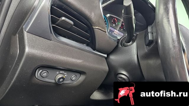 Chevrolet (GM Daewoo) Traverse Traverse 2020 года - похожие автомобили