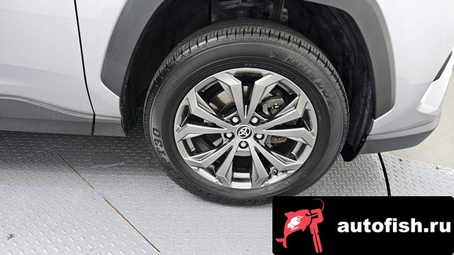 Toyota RAV4 RAV4 5th Generation 2023 года - вид 5